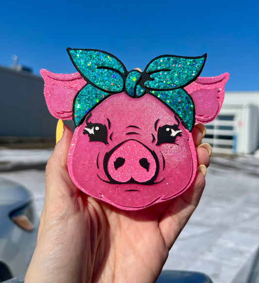 Pig w/ Bow